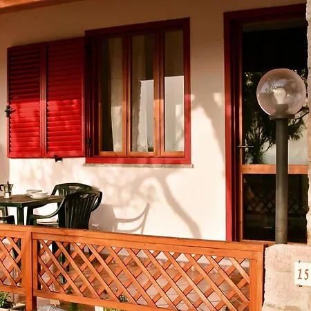 Sunset House Sardinia Дом отдыха Портоскузо